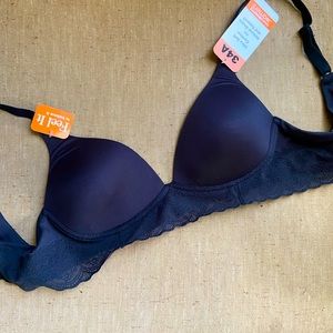 Womens super soft bra 34a never worn